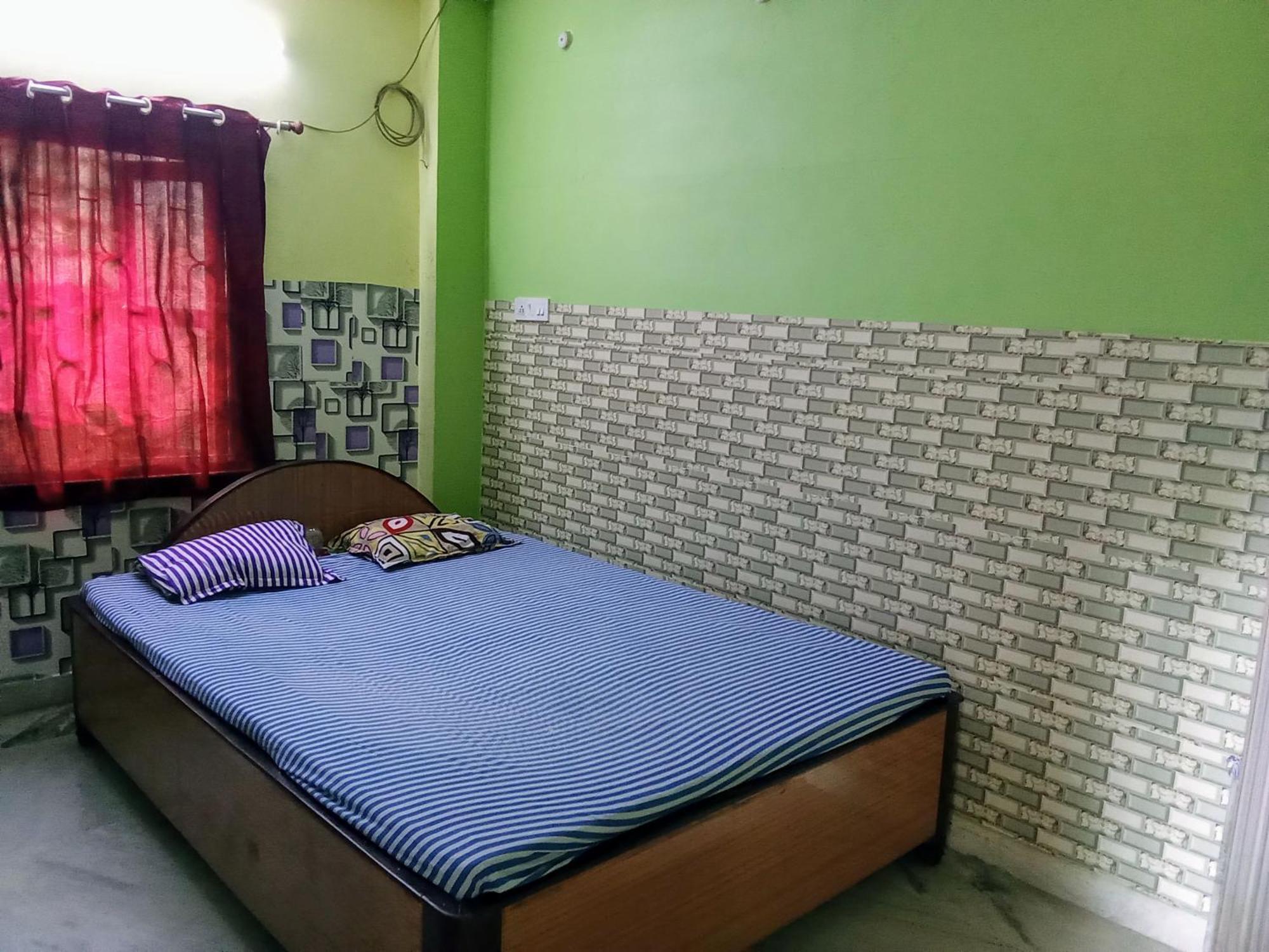 Amar Priya Guest House Kolkata Exterior photo